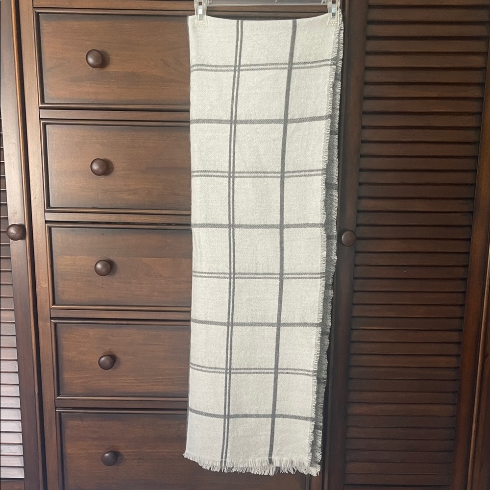 Loft Gray and White Plaid Scarf